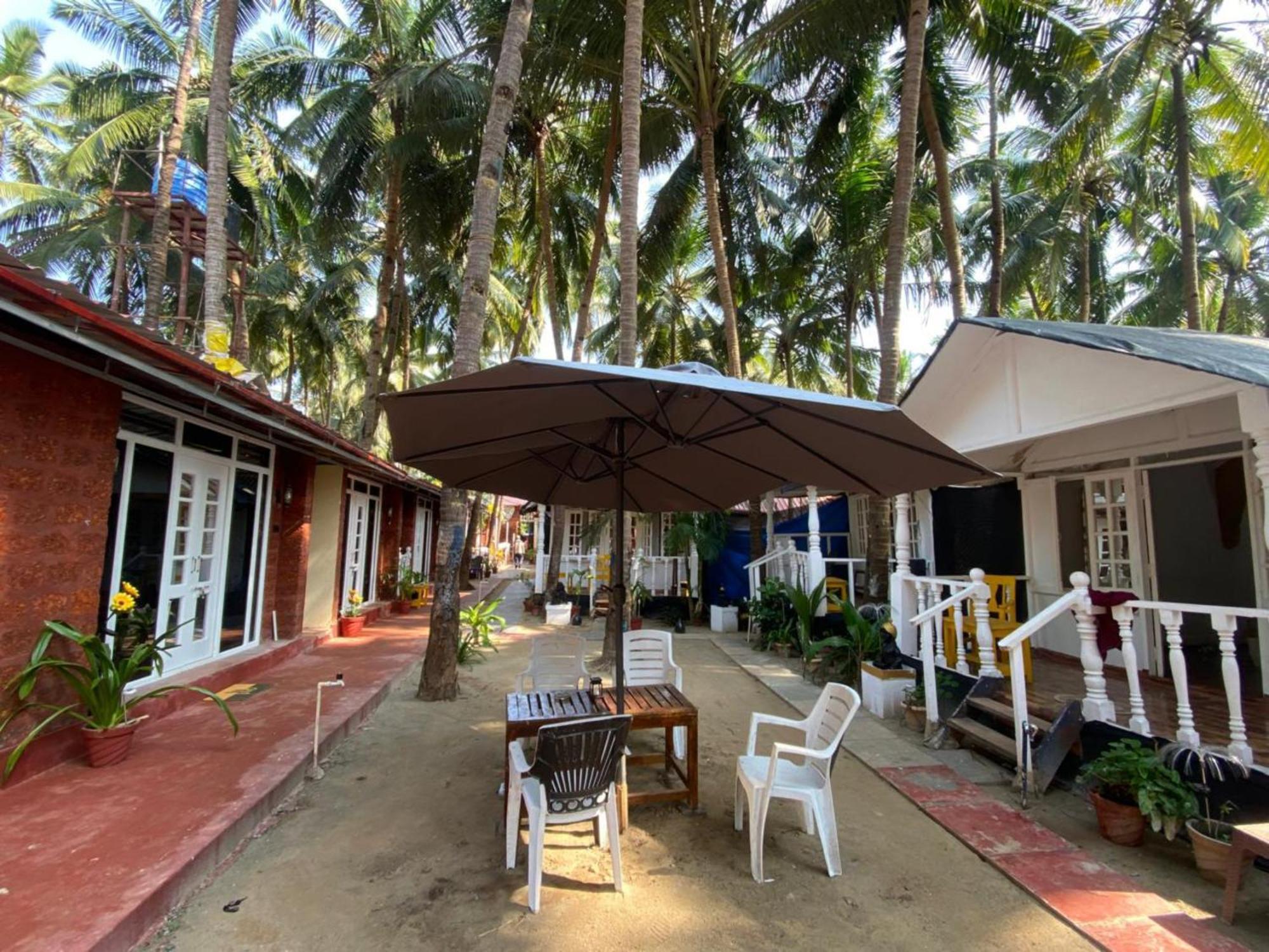 Hotel The Charming Nights à Palolem Extérieur photo